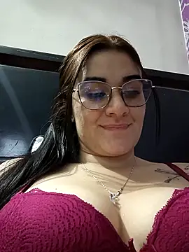 Hanna Kinsley online show from February 24, 3:33 am