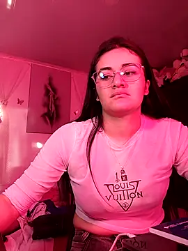 Hanna Kinsley online show from October 2, 10:02 pm