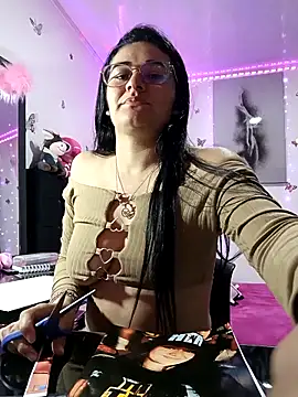 Hanna Kinsley online show from October 14, 4:02 am