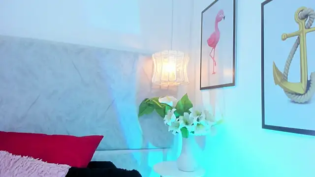 naomiii   online show from February 23, 11:44 am