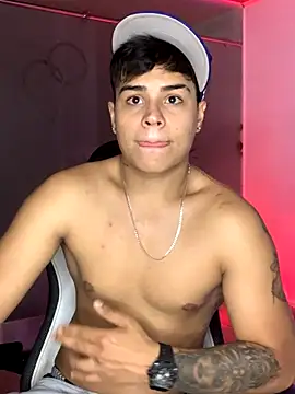 SantiagoReyesFtt online show from October 22, 5:07 am