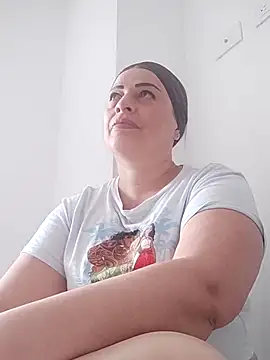 Snapshot of _Prinscarlet_ chatting on November 23, 5:45 pm Prinscarlet online show from November 23, 5:45 pm