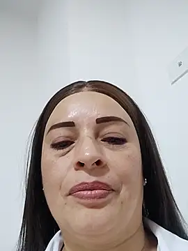 Snapshot of _Prinscarlet_ chatting on November 21, 2:43 am Prinscarlet online show from November 21, 2:43 am