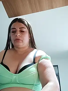 Snapshot of _Prinscarlet_ chatting on November 16, 7:18 pm Prinscarlet online show from November 16, 7:18 pm