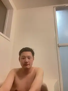 Snapshot of tuki_fu chatting on March 2, 10:37 am tuki fu online show from March 2, 10:37 am