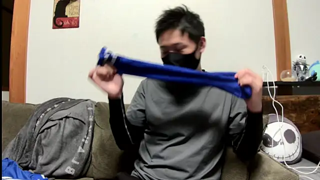 Snapshot of tuki_fu chatting on January 14, 12:03 pm tuki fu online show from January 14, 12:03 pm