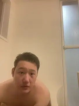 Snapshot of tuki_fu chatting on March 15, 10:13 am tuki fu online show from March 15, 10:13 am