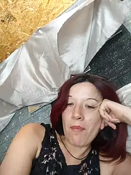 Snapshot of AlejandritaMilf chatting on February 7, 7:55 pm AlejandritaMilf online show from February 7, 7:55 pm