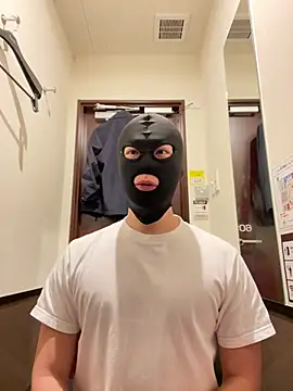 Ash zzz online show from March 17, 1:29 pm