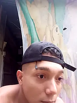 tayson  online show from October 25, 10:58 am