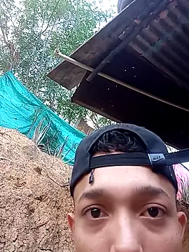 tayson  online show from October 7, 11:11 am