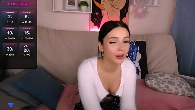 Snapshot of EmmaKeam chatting on January 12, 6:17 am EmmaKeam online show from January 12, 6:17 am