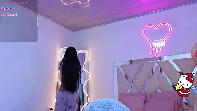 Jazmin tay online show from December 17, 11:48 am