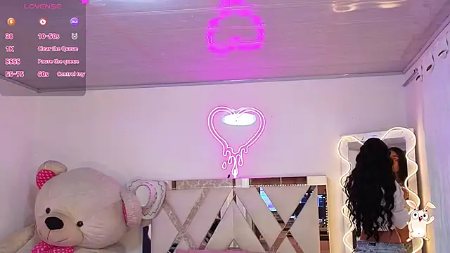 Jazmin tay online show from November 26, 11:54 am