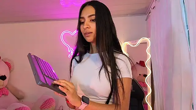Snapshot of Jazmin_tay chatting on October 7, 11:44 am Jazmin tay online show from October 7, 11:44 am