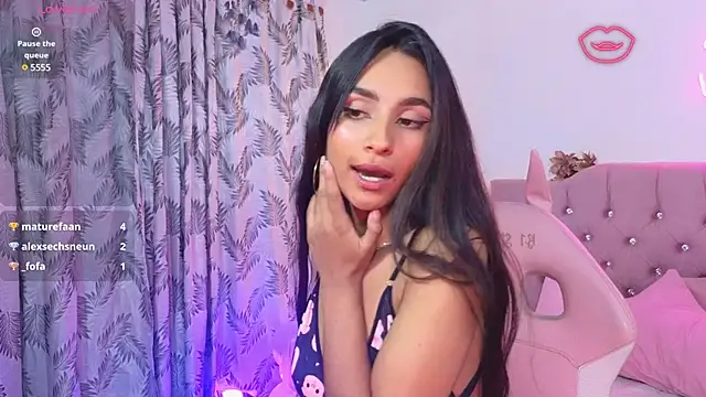 Snapshot of Jazmin_tay chatting on February 25, 10:31 pm Jazmin tay online show from February 25, 10:31 pm
