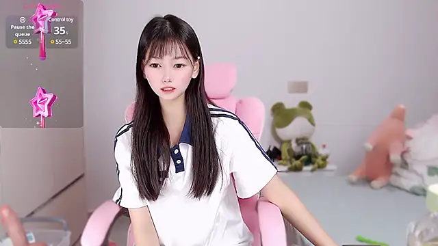 Snapshot of Xiaomi-Angela chatting on February 20, 12:57 pm Xiaomi-Angela online show from February 20, 12:57 pm