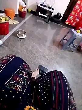 Yours Radika online show from November 21, 1:54 pm