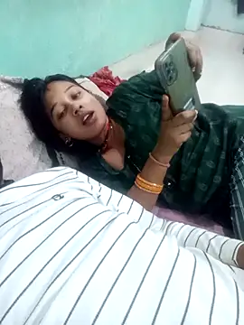 Surajpuja79 online show from February 24, 10:49 am