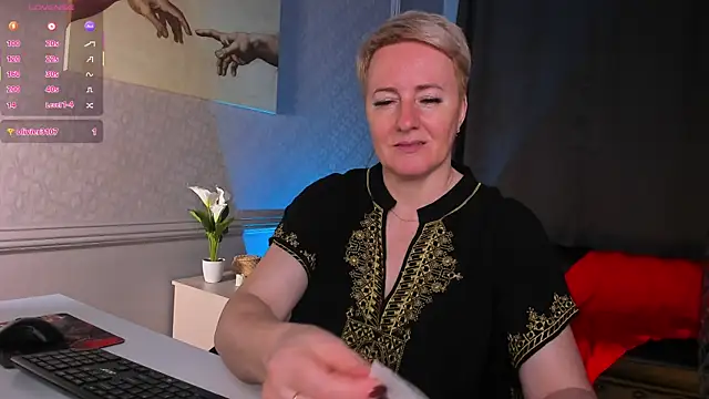 Nika Smit online show from June 19, 10:10 am