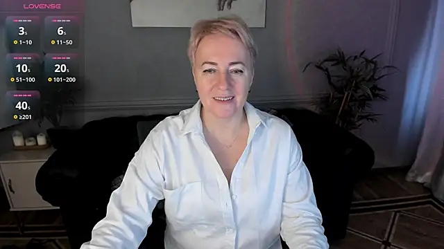 Nika Smit online show from November 14, 10:08 am