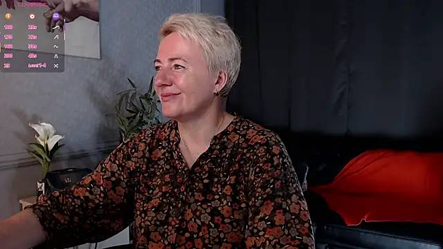Nika Smit online show from August 1, 5:27 am