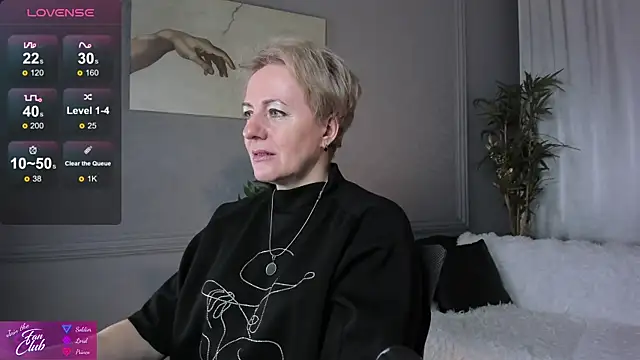 Nika Smit online show from February 1, 5:18 am