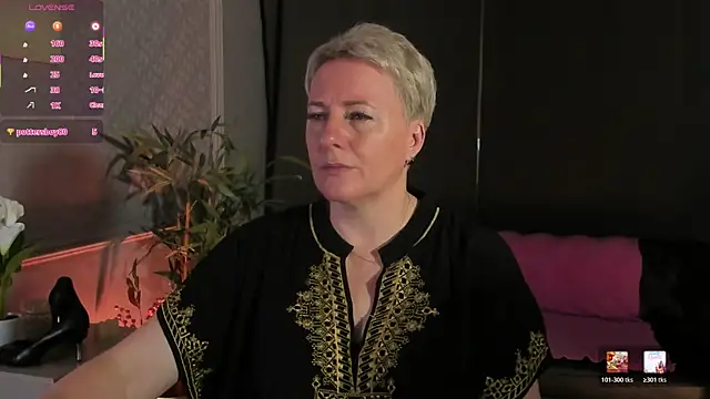 Nika Smit online show from June 28, 5:14 am