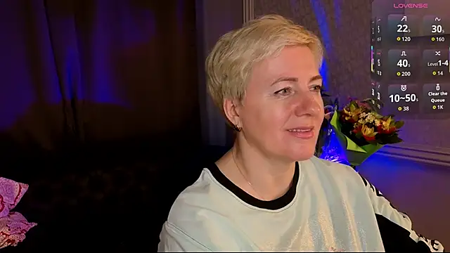 Nika Smit online show from March 8, 5:44 am