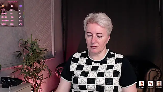 Nika Smit online show from July 17, 5:26 am