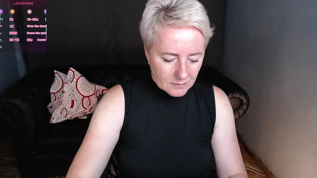 Nika Smit online show from August 8, 5:25 am