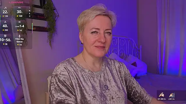 Nika Smit online show from February 14, 5:51 am