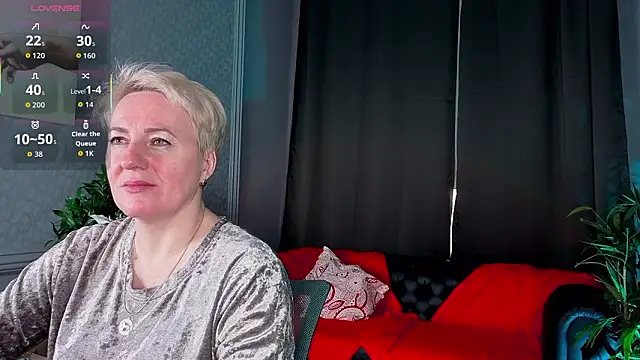 Nika Smit online show from February 13, 9:20 am