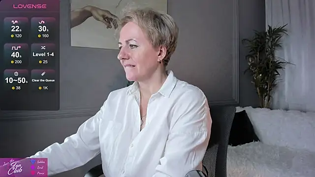 Nika Smit online show from February 1, 8:18 am