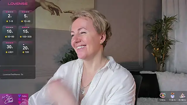 Nika Smit online show from February 9, 8:10 am