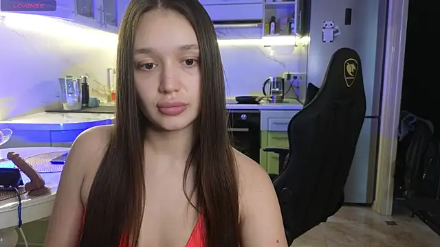 Snapshot of Megan_Kira chatting on February 27, 11:06 am Megan Kira online show from February 27, 11:06 am