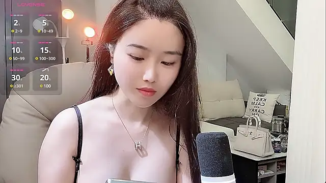 Snapshot of yoyo520- chatting on March 22, 11:31 pm yoyo520- online show from March 22, 11:31 pm