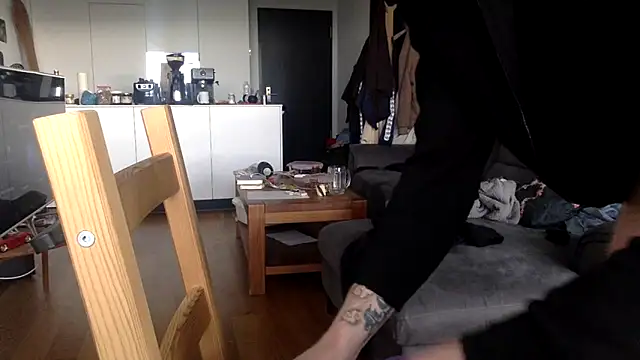 oktober1993 online show from February 9, 2:04 pm