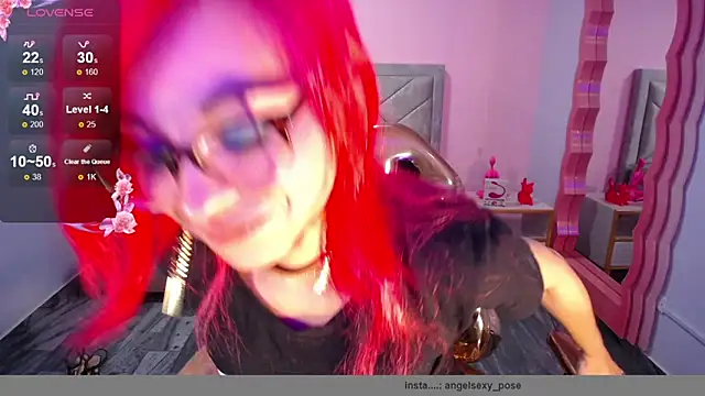 abril ch  online show from December 18, 10:52 am