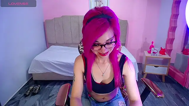 Snapshot of abril_ch_ chatting on September 27, 10:43 am abril ch online show from September 27, 10:43 am