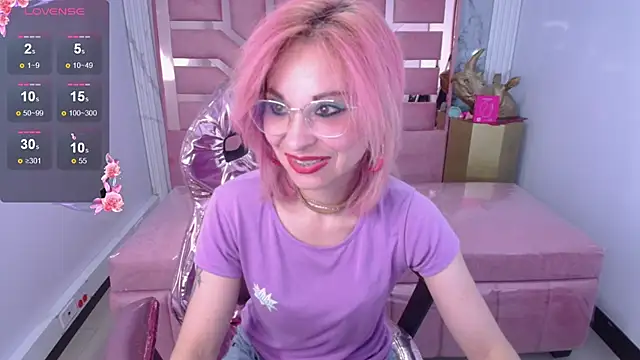 abril ch  online show from March 11, 12:21 pm