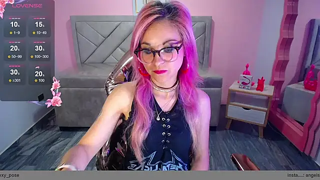 abril ch  online show from November 12, 10:52 am