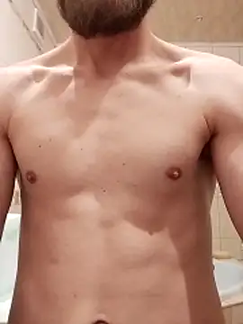 hoot denis28 online show from February 8, 3:00 pm