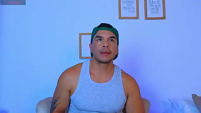 estebandelouis online show from February 25, 1:50 am