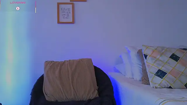 estebandelouis online show from February 17, 1:41 pm