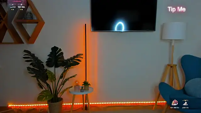 Hailey Green online show from March 6, 10:05 pm