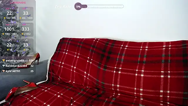 Blond Woman online show from December 14, 10:48 pm