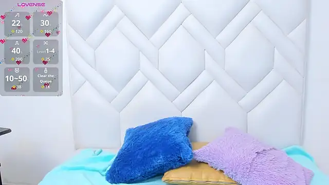 Analia18  online show from March 21, 1:26 pm