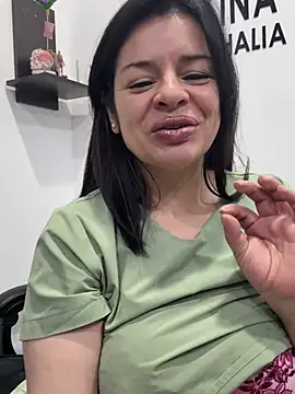 Snapshot of NATHALIA-28_ chatting on May 27, 11:50 am NATHALIA-28 online show from May 27, 11:50 am