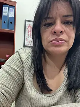 Snapshot of NATHALIA-28_ chatting on May 24, 1:11 pm NATHALIA-28 online show from May 24, 1:11 pm